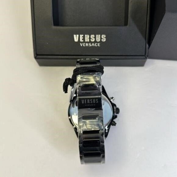 New Authentic Versus Griffith Bracelet Watch - Picture 8 of 10